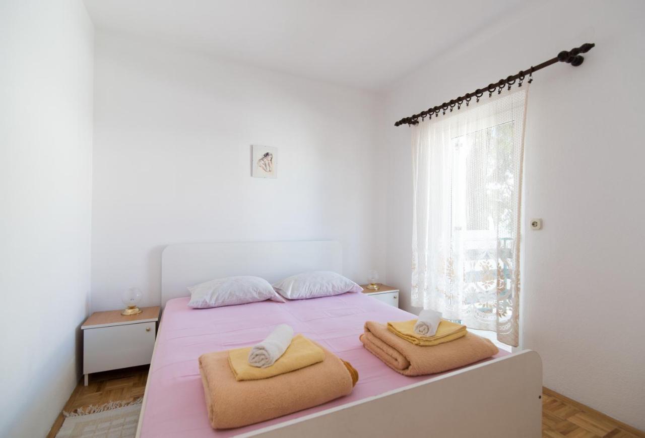 Apartments Pinija ซูเปตาร์ ภายนอก รูปภาพ